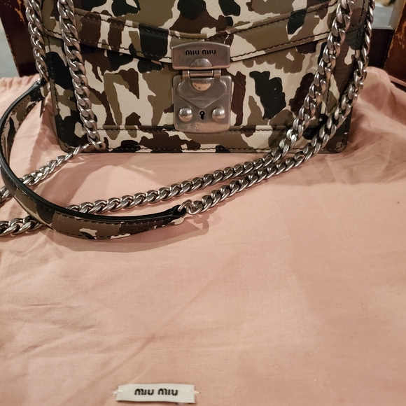 Authentic Miu Miu Craquele St camo Crossbody - Picture 10 of 16